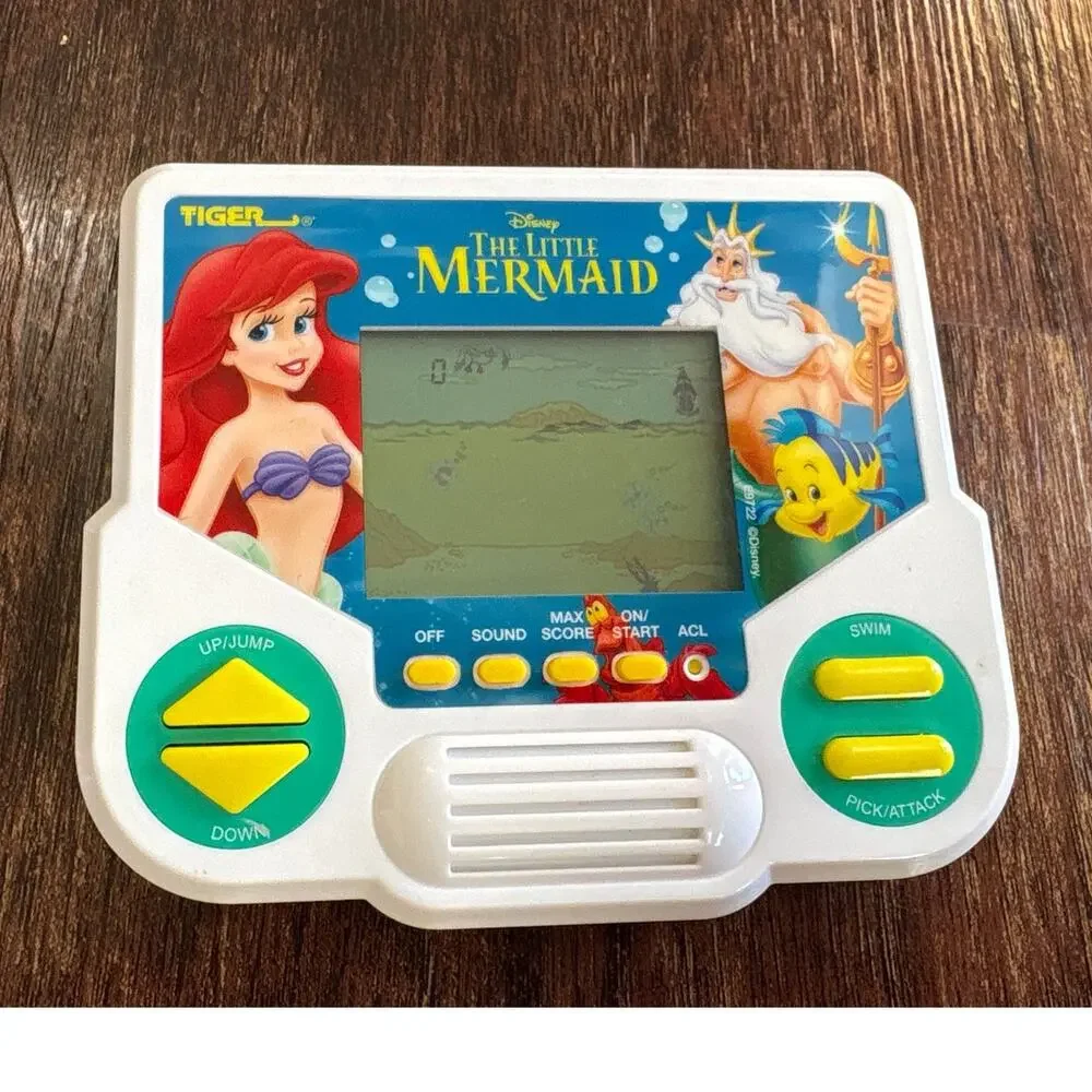 Hasbro Tiger Electronics The Little Mermaid Handheld LCD Video Game 2020 EUC Toy